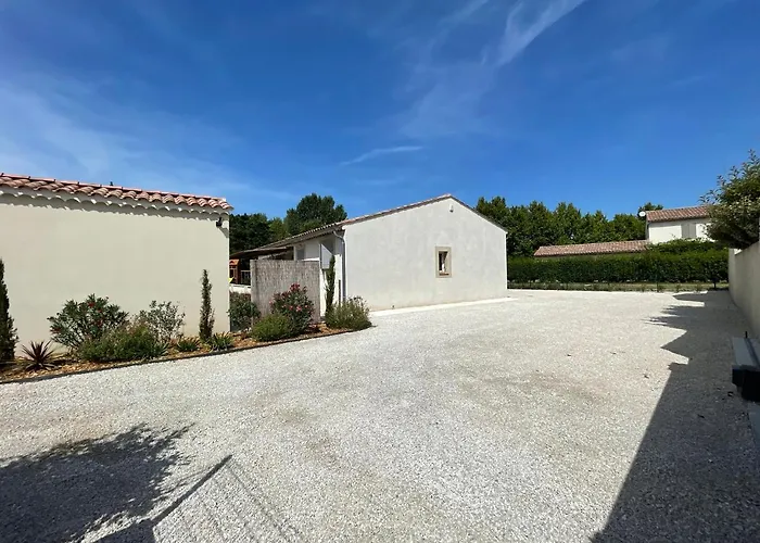 Villa Romane: Piscine Et Aire De Jeux