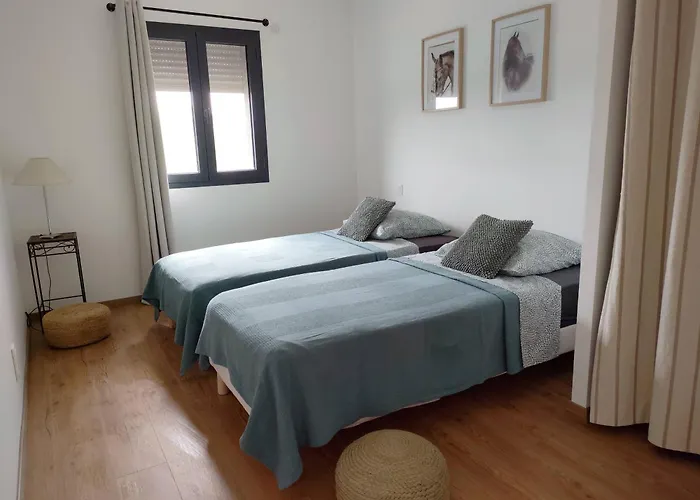Loft Avec Piscine Privee En Campagne Proche Saint Remy De Provence
